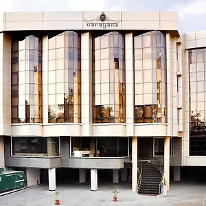 Shree Narayana Hotel-bar-rooftop Terrace-disc!! 50 Mtr From Bus Stand Hotel Udaipur