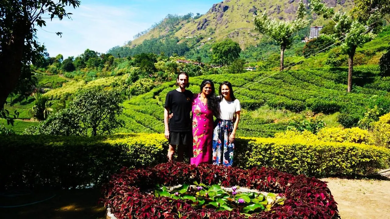 Blackcherry Munnar Couette-café